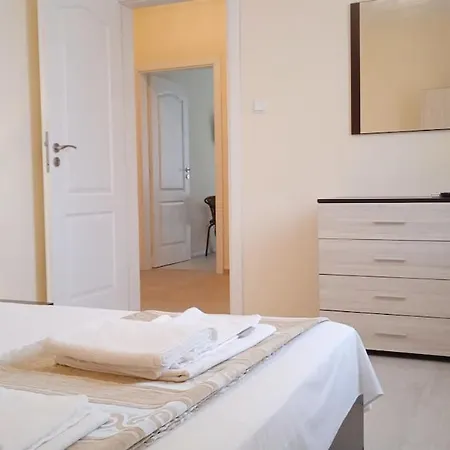 Apartment в непосредствена близост до плажа Iii Burgas